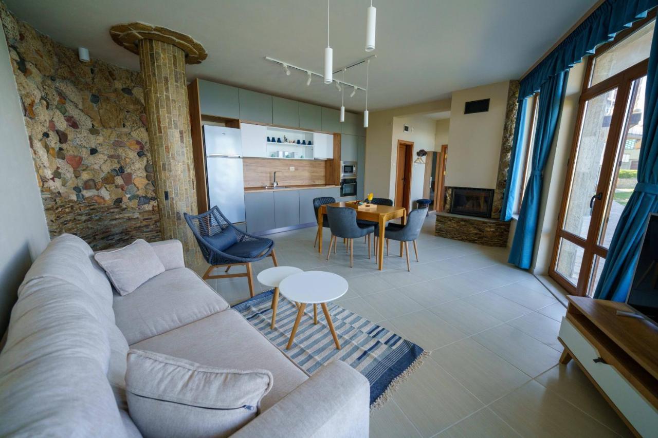 Dolphin Bay Boutique Complex Sozopol Hotel Bagian luar foto