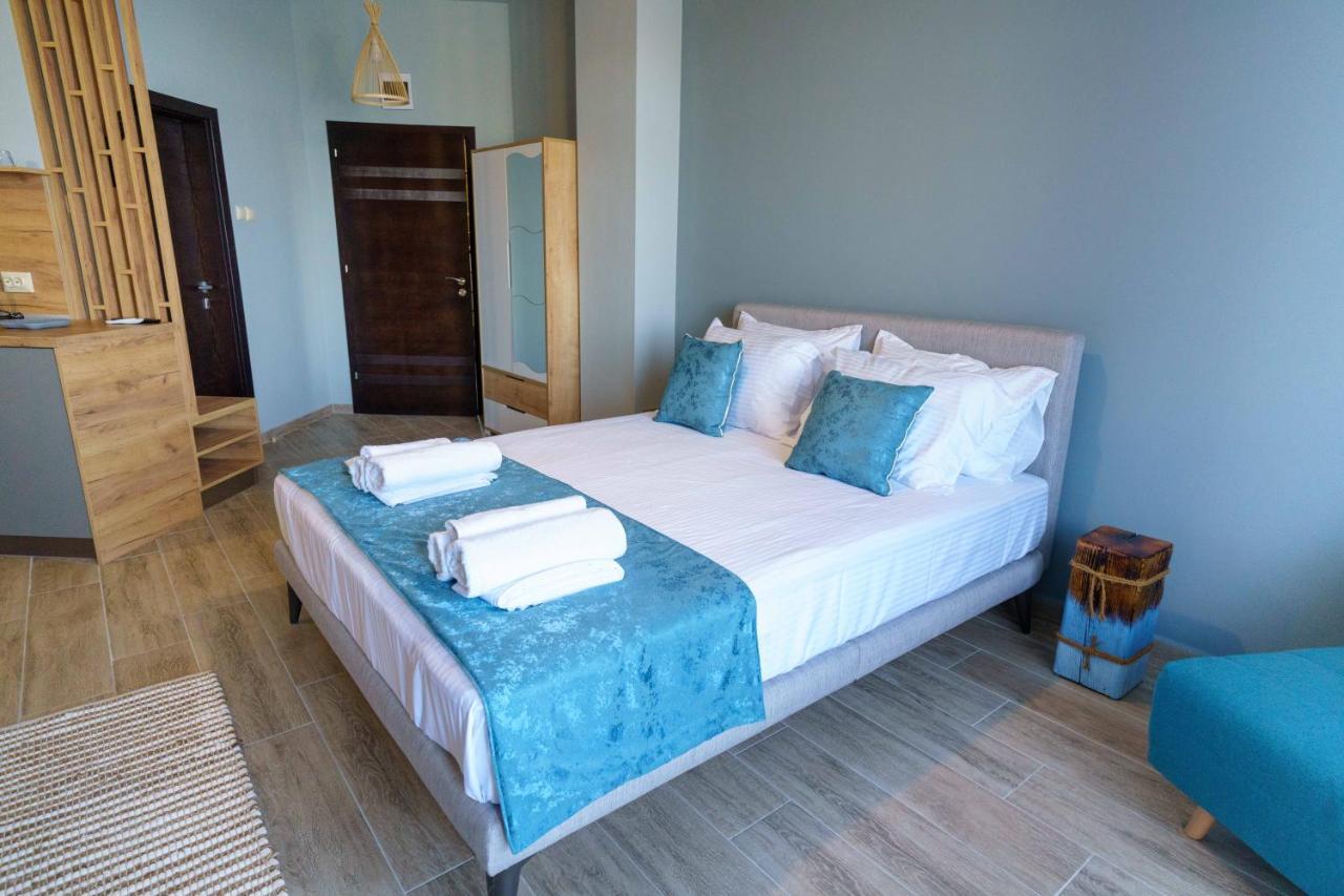 Dolphin Bay Boutique Complex Sozopol Hotel Bagian luar foto