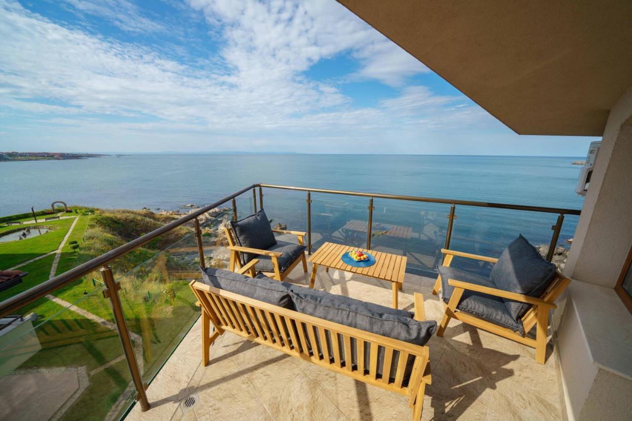 Dolphin Bay Boutique Complex Sozopol Hotel Bagian luar foto